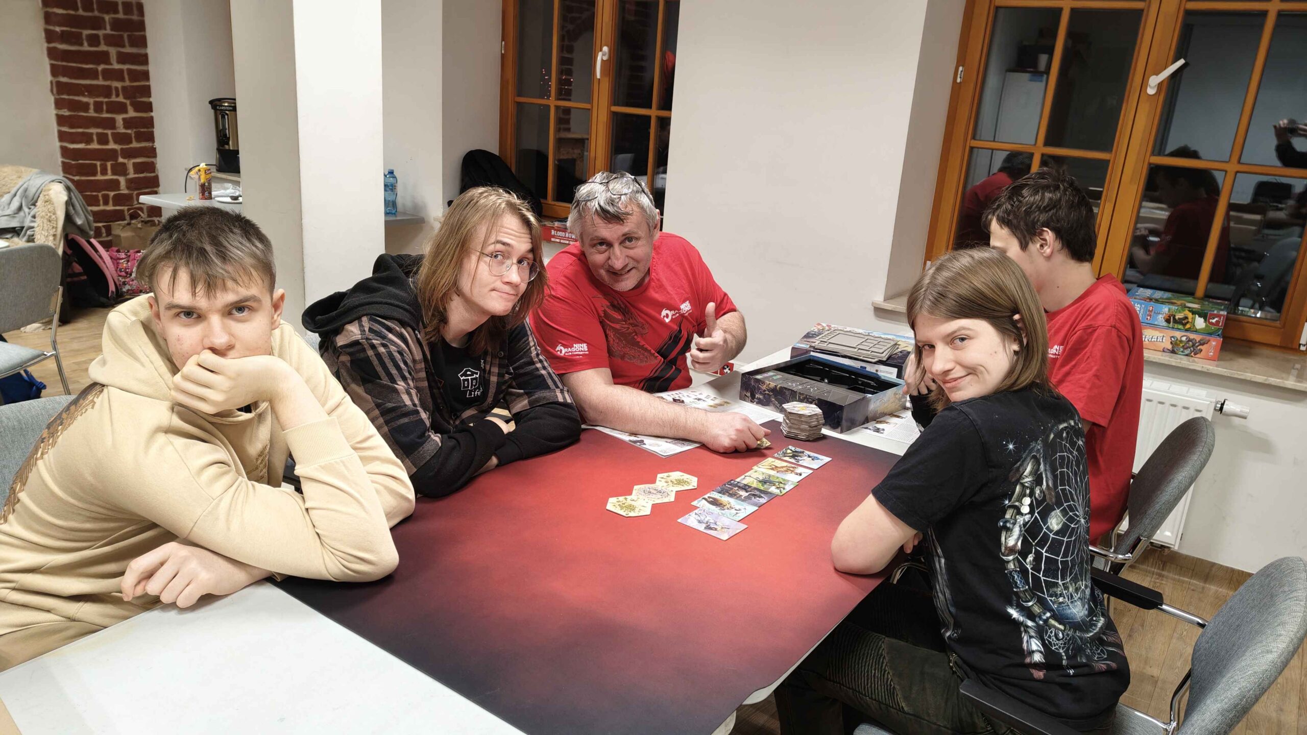 Gracze podczas wspólnego spotkania Nine Dragons